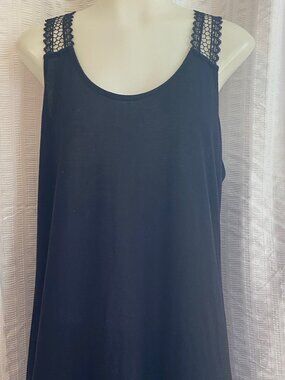 J Valdi Black Lace Yoke Sleeveless Dress